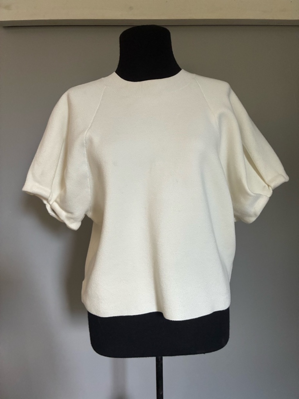 Anthropologie White Short Sleeve Knit Crewneck Top